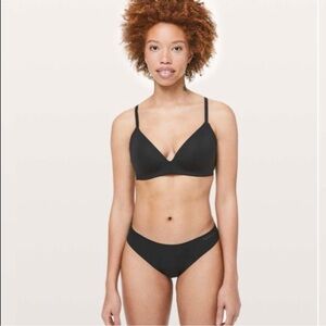 NWOT Lululemon Athletica Take Shape Black Bra 34C